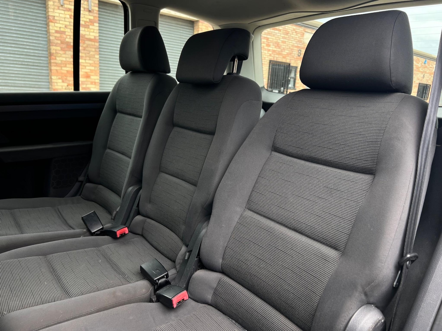 Used Volkswagen Touran 2009 for sale - 76634050: Photo 16