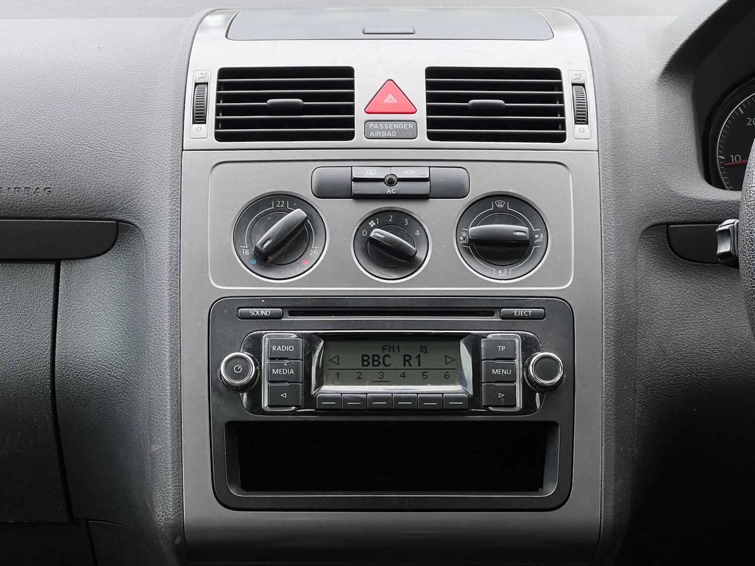 Used Volkswagen Touran 2009 for sale - 76634050: Photo 18