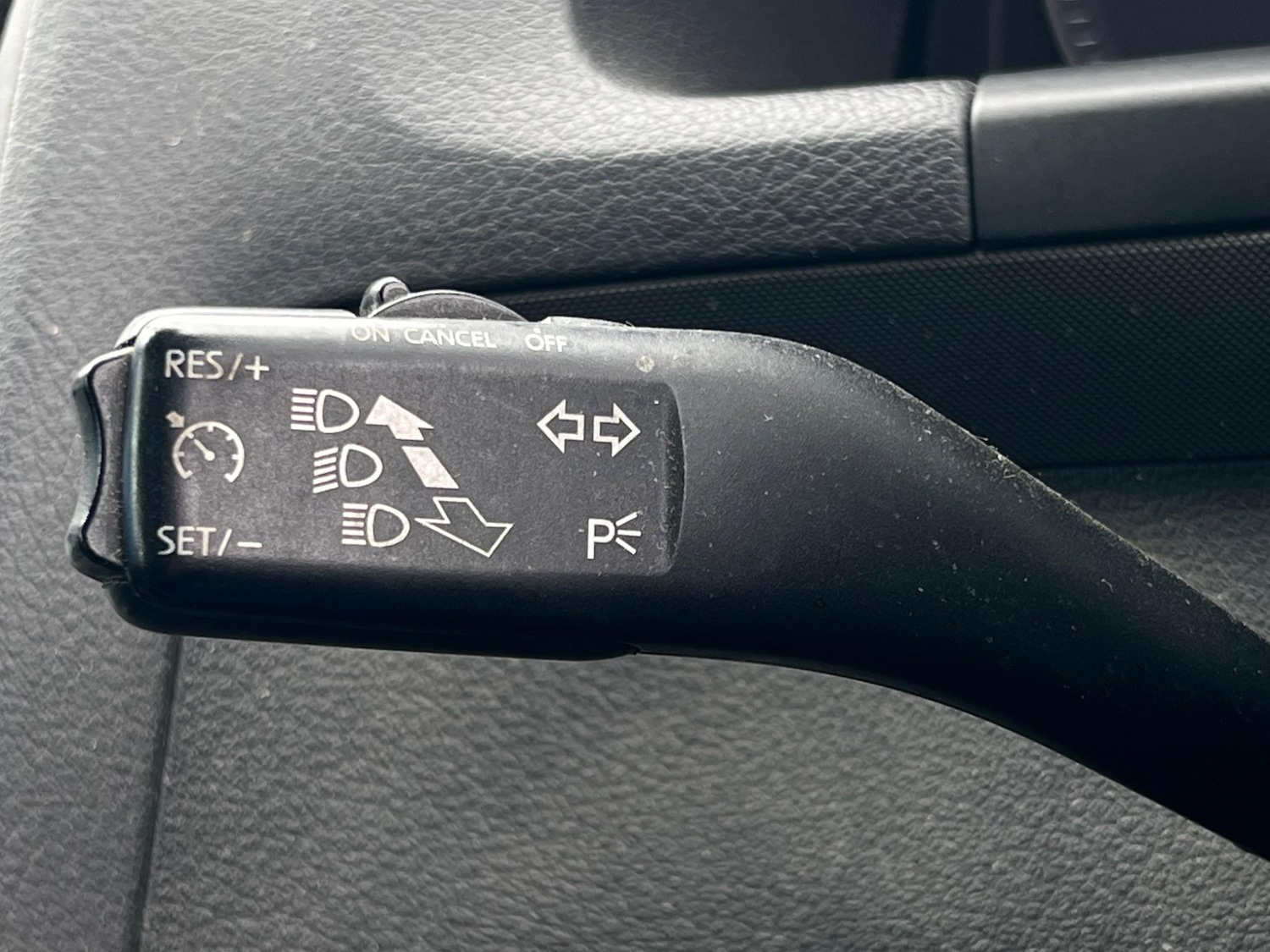 Used Volkswagen Touran 2009 for sale - 76634050: Photo 22