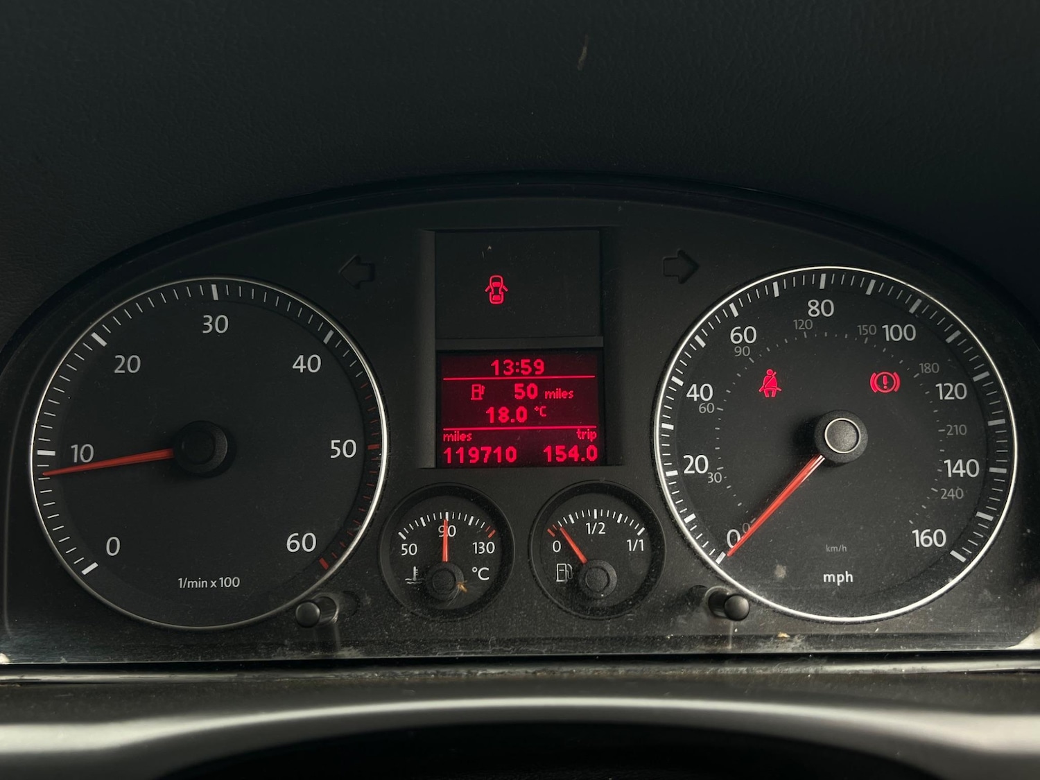 Used Volkswagen Touran 2009 for sale - 76634050: Photo 27