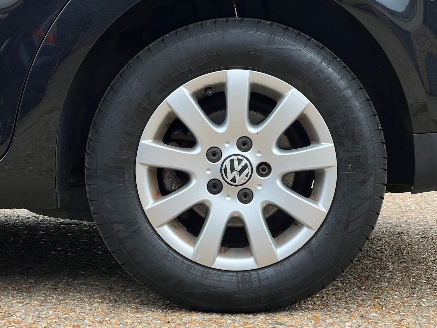 Used Volkswagen Touran 2009 for sale - 76634050: Photo 32