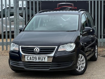 Used Volkswagen Touran 2009 for sale - 76634050: Photo