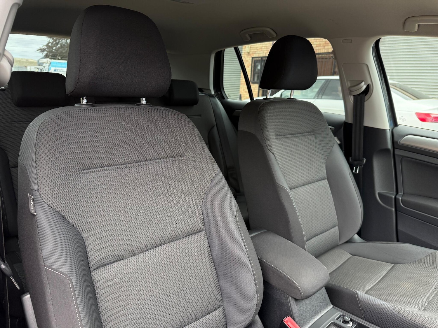 Used Volkswagen Golf 2016 for sale - 76988664: Photo 22