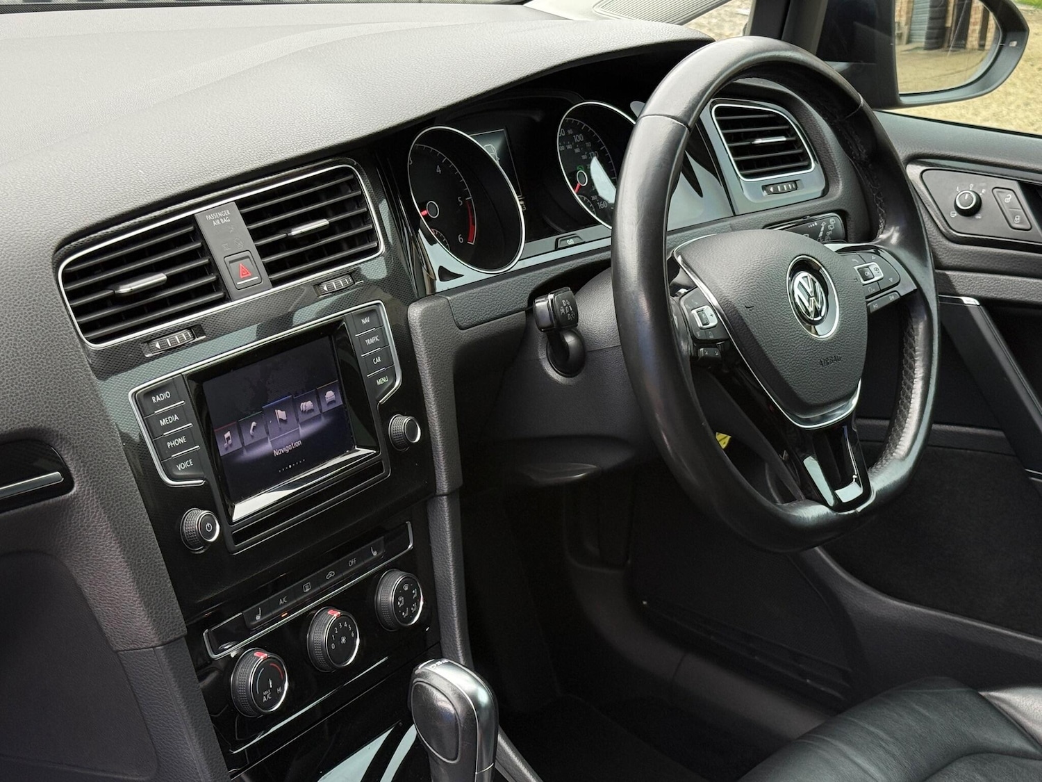 Used Volkswagen Golf 2013 for sale - 76633604: Photo 10