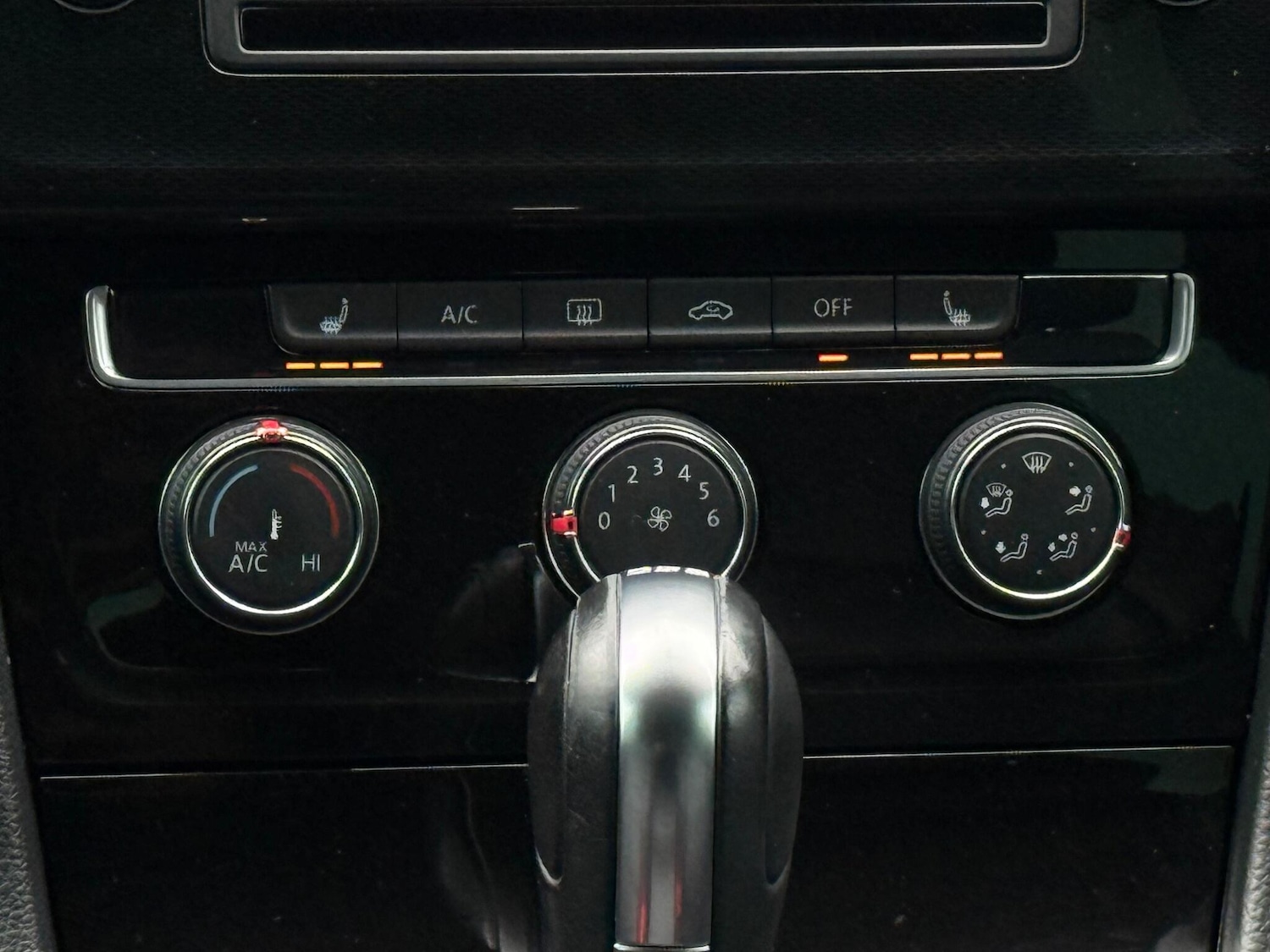 Used Volkswagen Golf 2013 for sale - 76633604: Photo 21