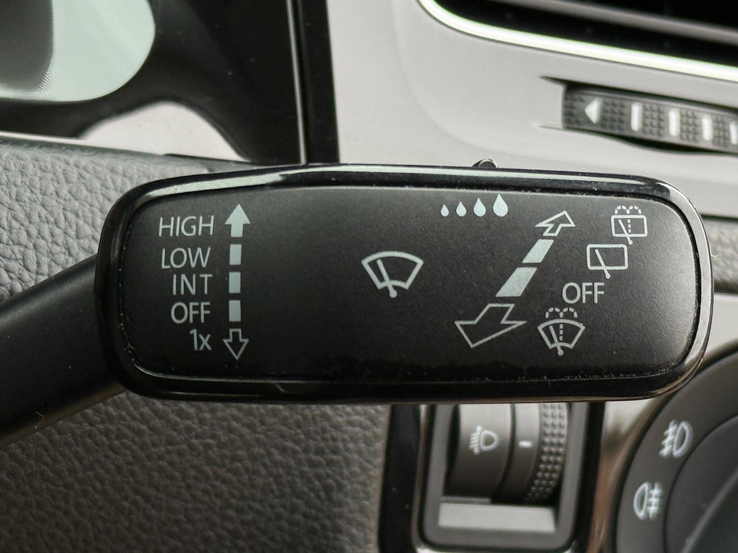 Used Volkswagen Golf 2013 for sale - 76633604: Photo 29