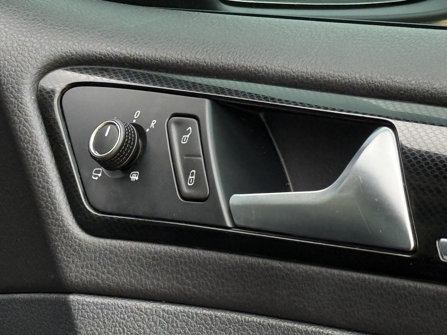 Used Volkswagen Golf 2013 for sale - 76633604: Photo 33