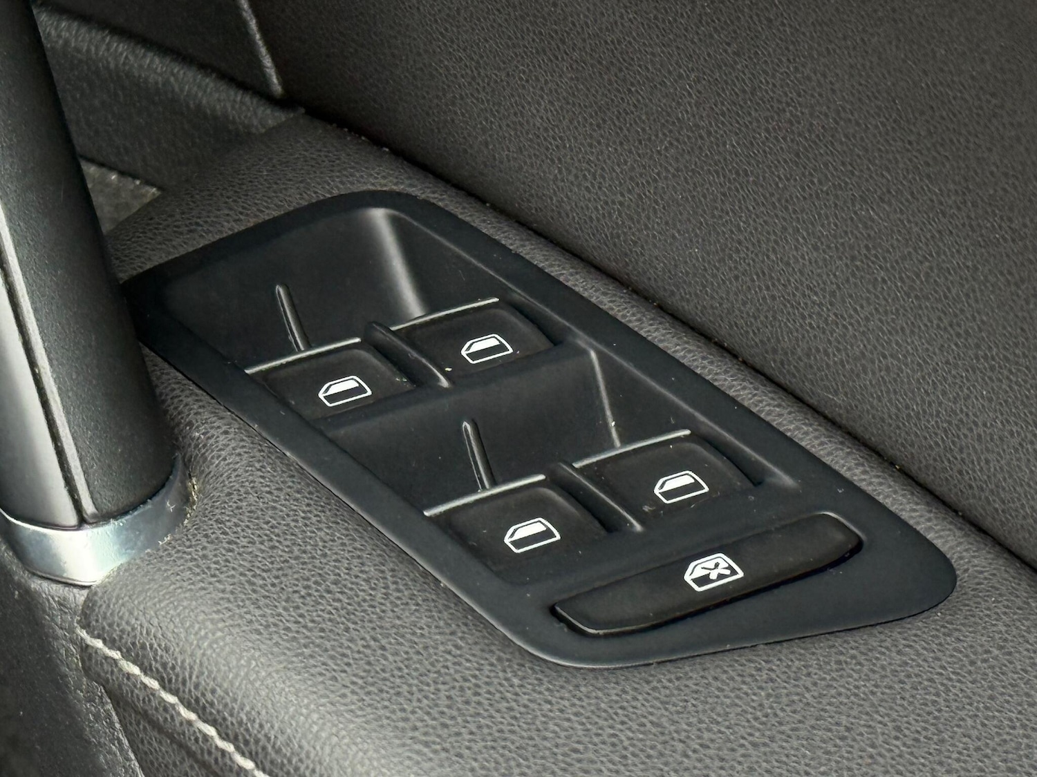 Used Volkswagen Golf 2013 for sale - 76633604: Photo 35