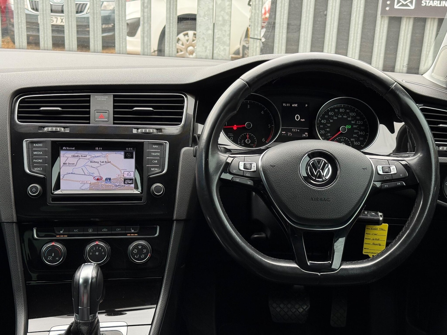Used Volkswagen Golf 2013 for sale - 76633604: Photo 9