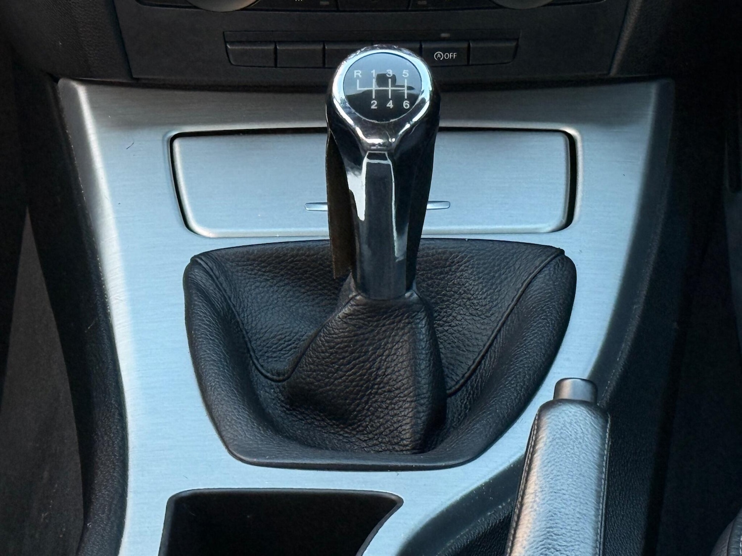 Used BMW 3 Series 2010 for sale - 77230343: Photo 17