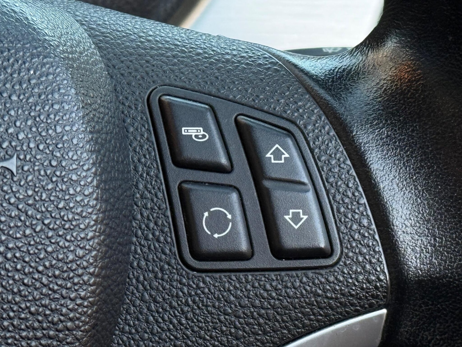 Used BMW 3 Series 2010 for sale - 77230343: Photo 19