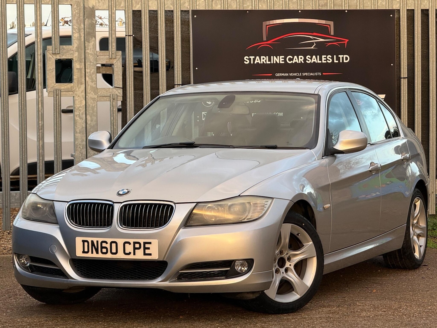 Used BMW 3 Series 2010 for sale - 77230343: Photo 4
