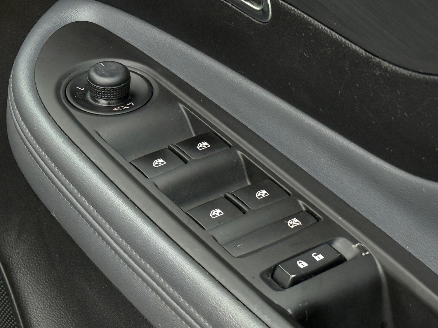 Used Vauxhall Mokka 2016 for sale - 76728860: Photo 28