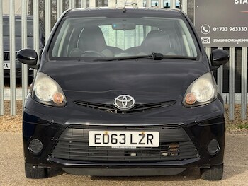 Used Toyota AYGO 2013 for sale - 76632723: Photo