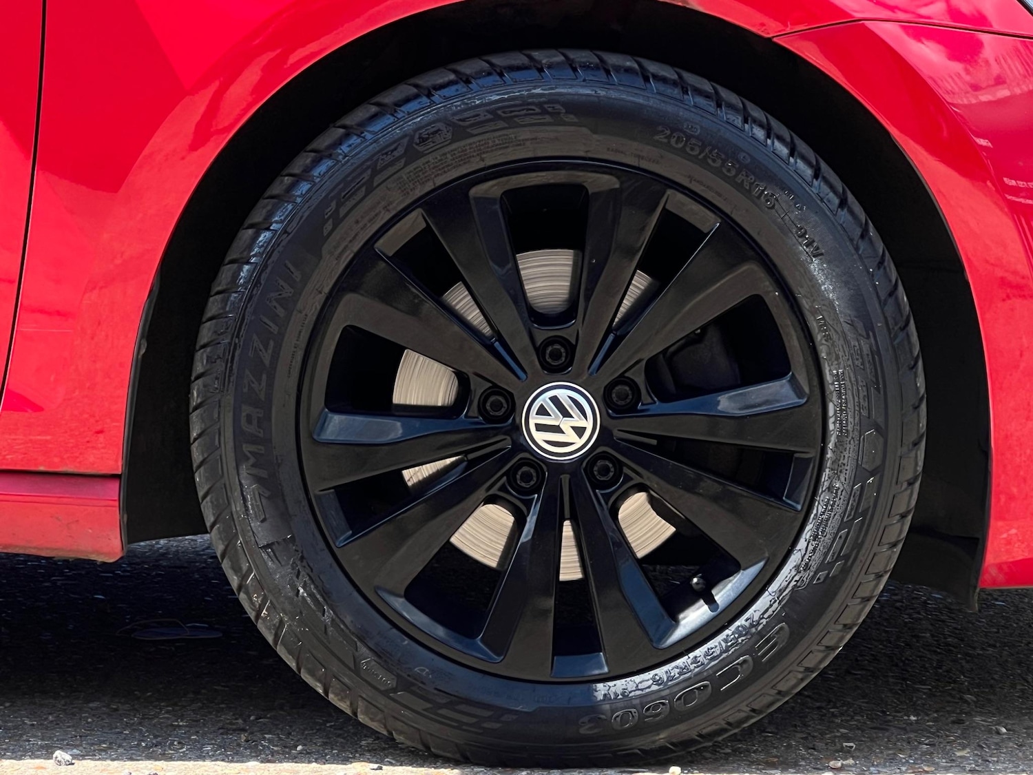 Used Volkswagen Golf 2013 for sale - 76634145: Photo 36