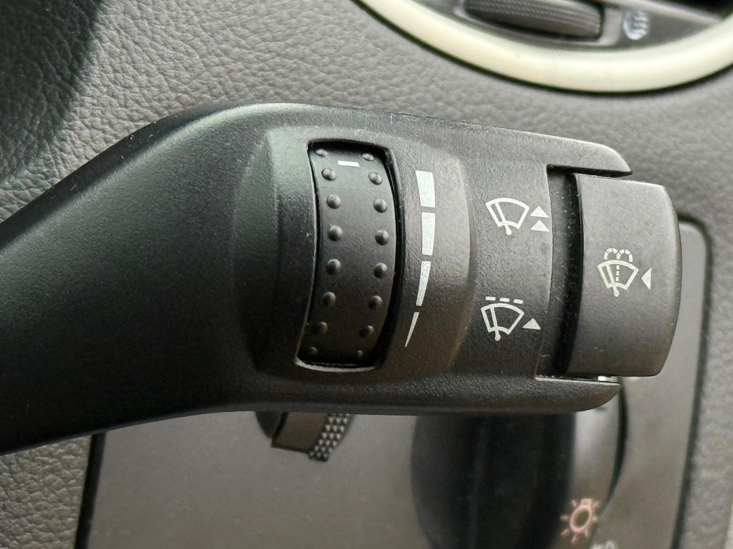 Used Ford Focus 2010 for sale - 77144056: Photo 20