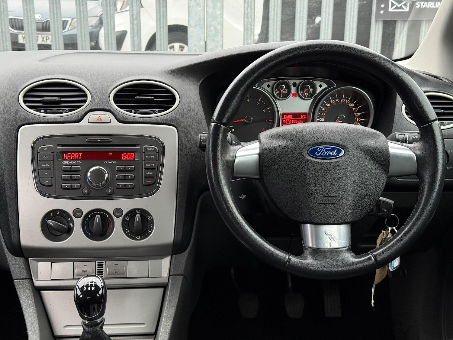 Used Ford Focus 2010 for sale - 77144056: Photo 9