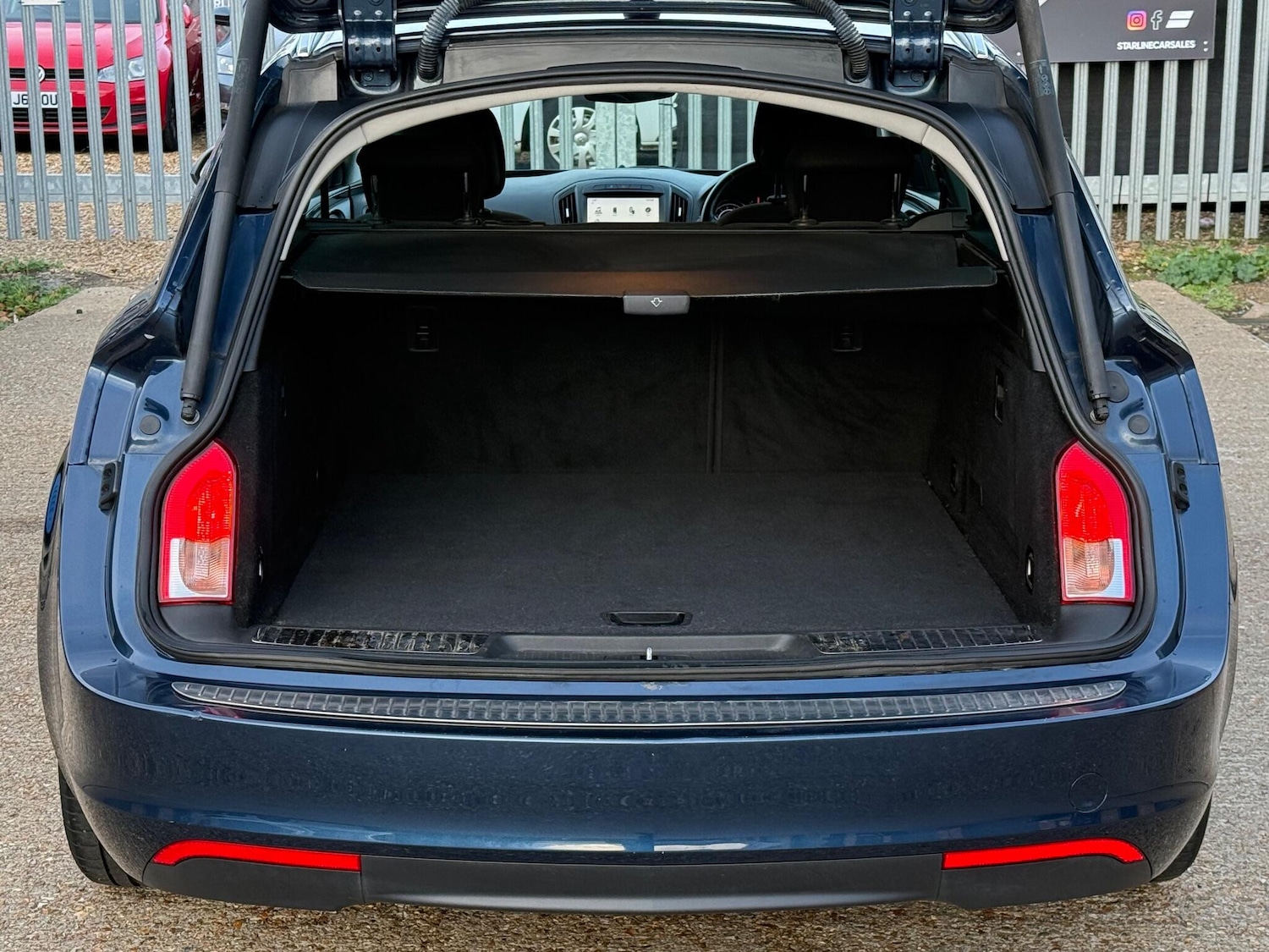 Used Vauxhall Insignia 2013 for sale - 76634250: Photo 31