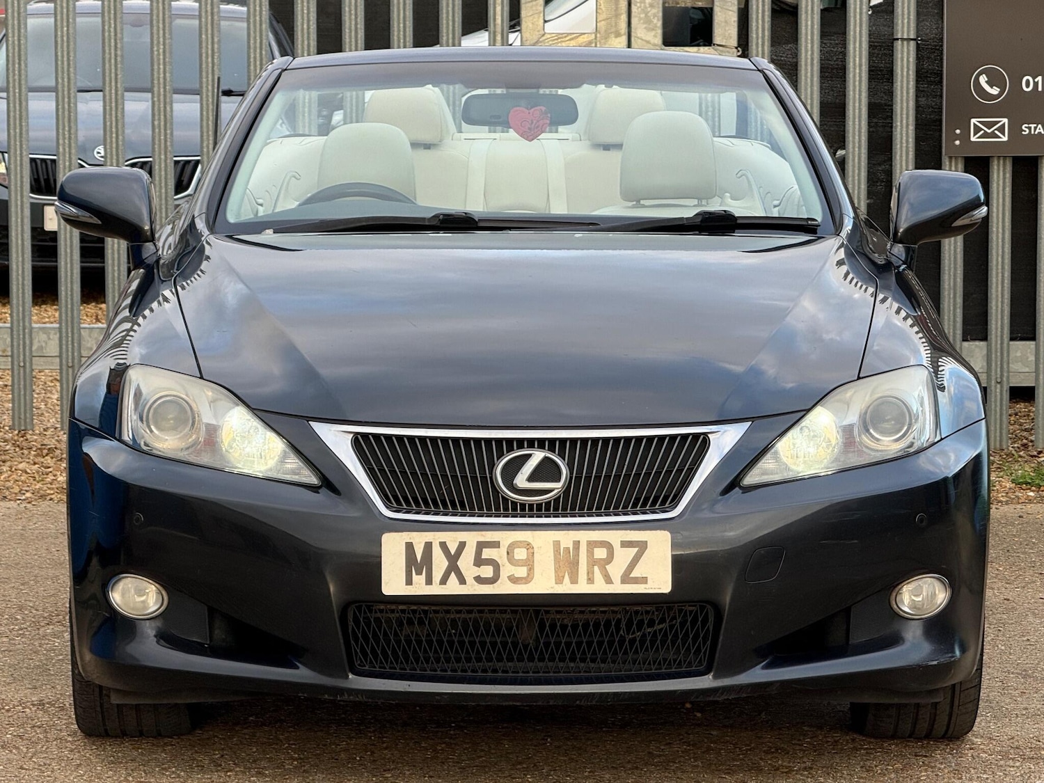 Used Lexus IS for sale - 76742661: Photo 3