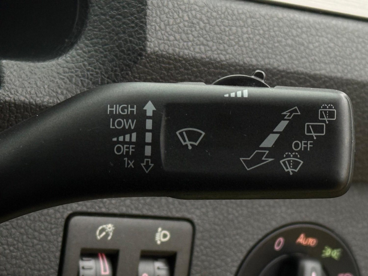 Used Volkswagen Caddy Maxi Life 2017 for sale - 77166975: Photo 23