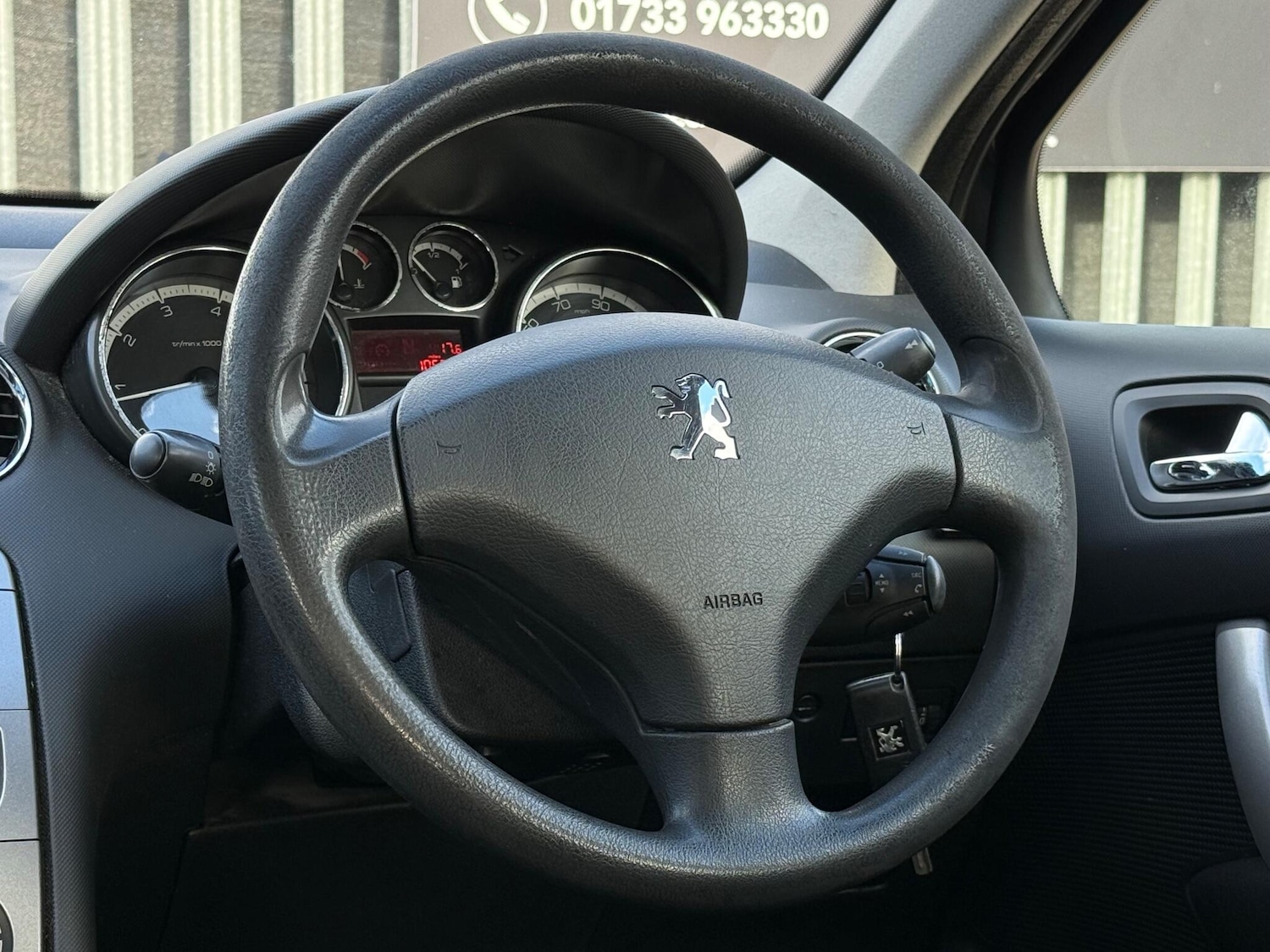 Used Peugeot 308 2009 for sale - 76994755: Photo 11