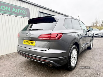 Used Volkswagen Touareg 2022 for sale - 77909965: Photo
