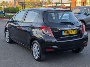 Used Toyota Yaris 2013 for sale - 74453401: Photo