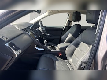 Used Jaguar E-Pace 2021 for sale - 78995699: Photo