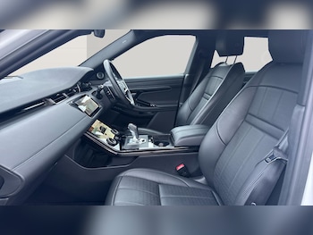 Used Land Rover Range Rover Evoque 2022 for sale - 77258706: Photo