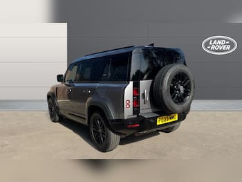 Used Land Rover Defender 2023 for sale - 79515393: Photo