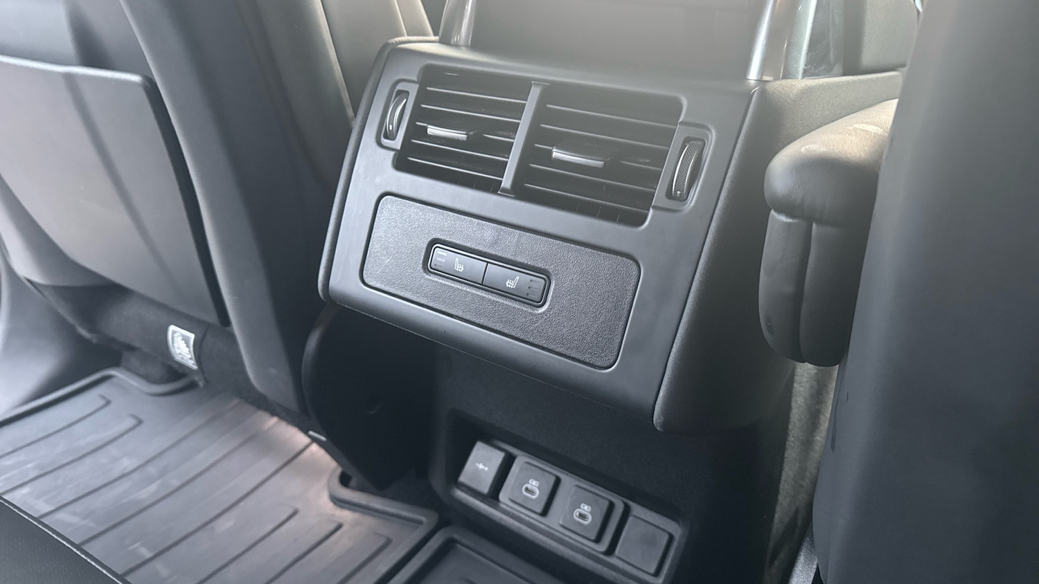 Used Land Rover Discovery 2022 for sale - 76859049: Photo 18