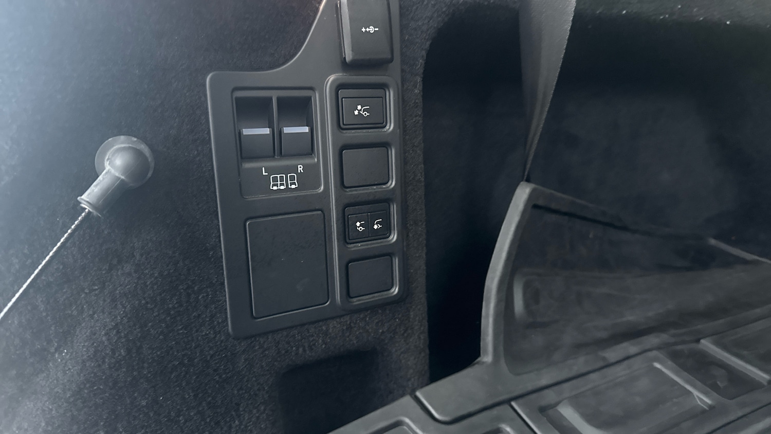 Used Land Rover Discovery 2022 for sale - 76859049: Photo 36