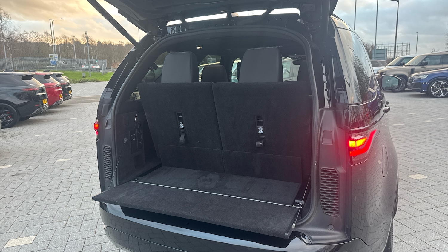 Used Land Rover Discovery 2022 for sale - 76859049: Photo 38