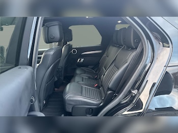 Used Land Rover Discovery 2022 for sale - 76859049: Photo