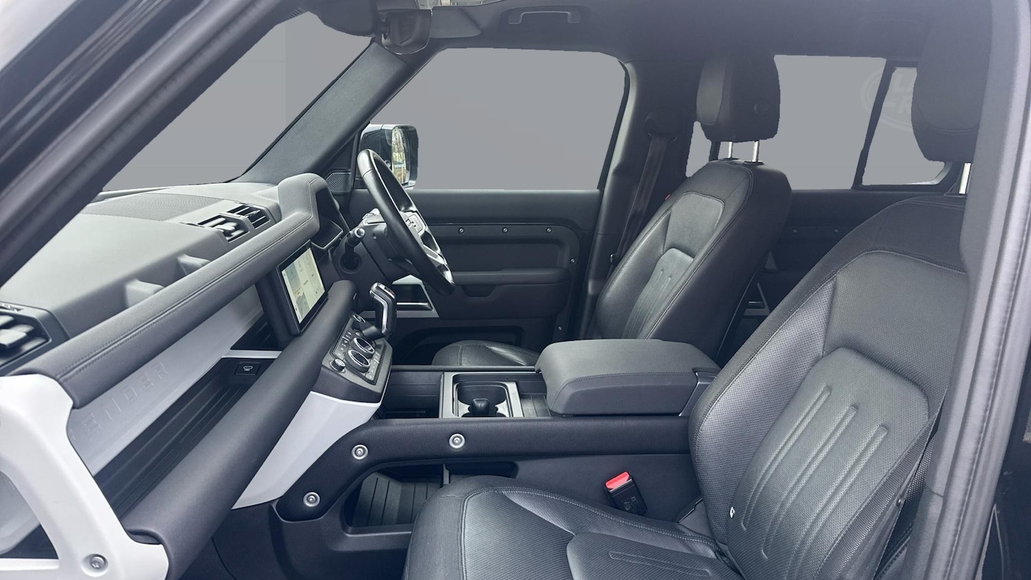 Used Land Rover Defender 2021 for sale - 77581043: Photo 3