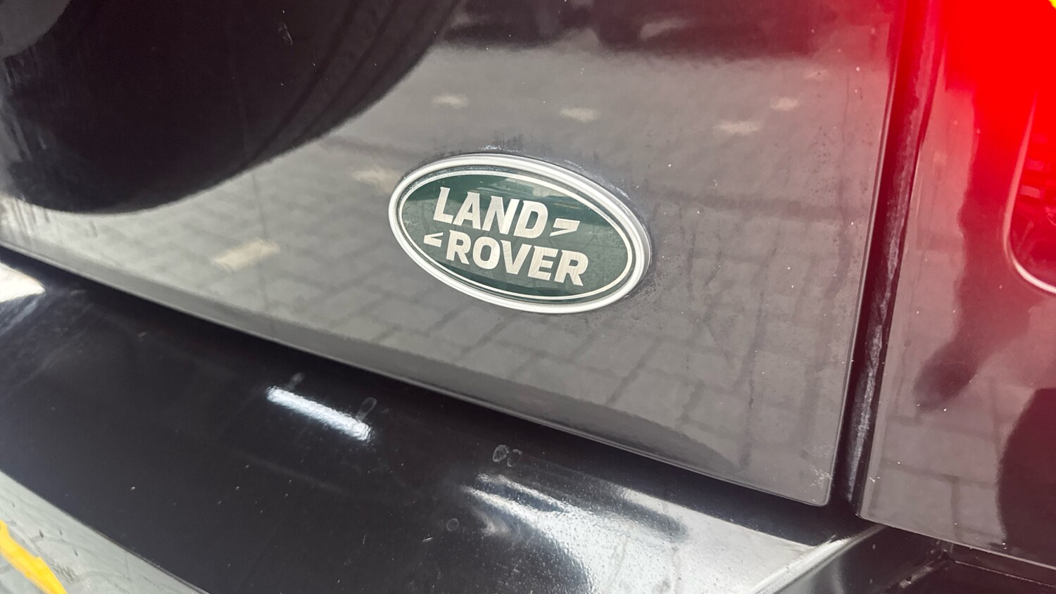 Used Land Rover Defender 2021 for sale - 77581043: Photo 31