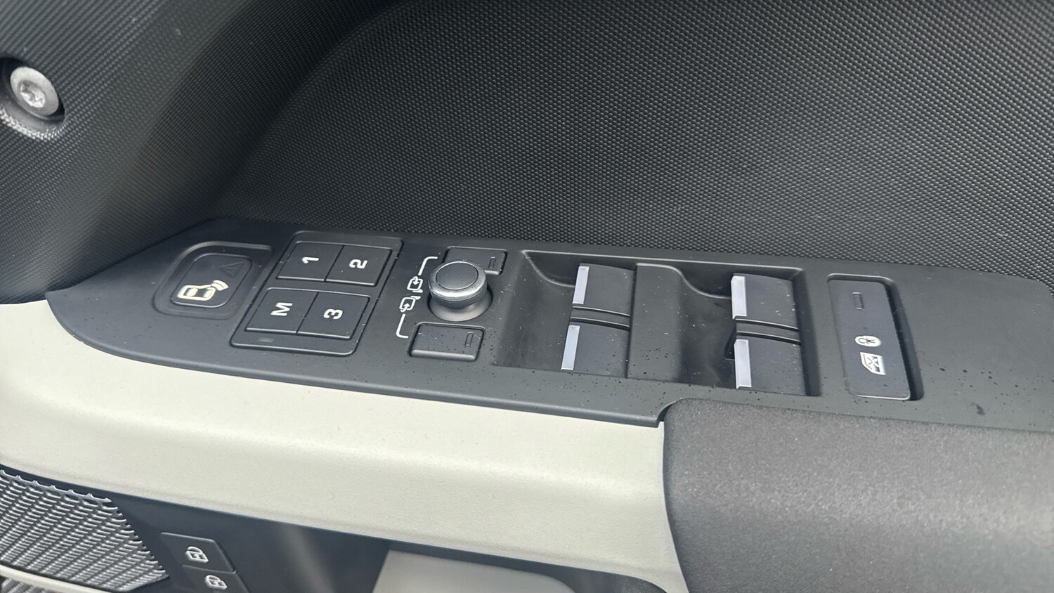 Used Land Rover Defender 2021 for sale - 77581043: Photo 49