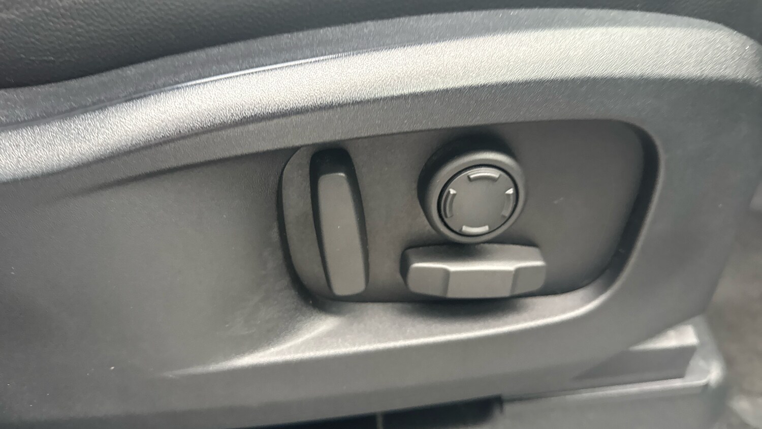 Used Land Rover Defender 2021 for sale - 77581043: Photo 51