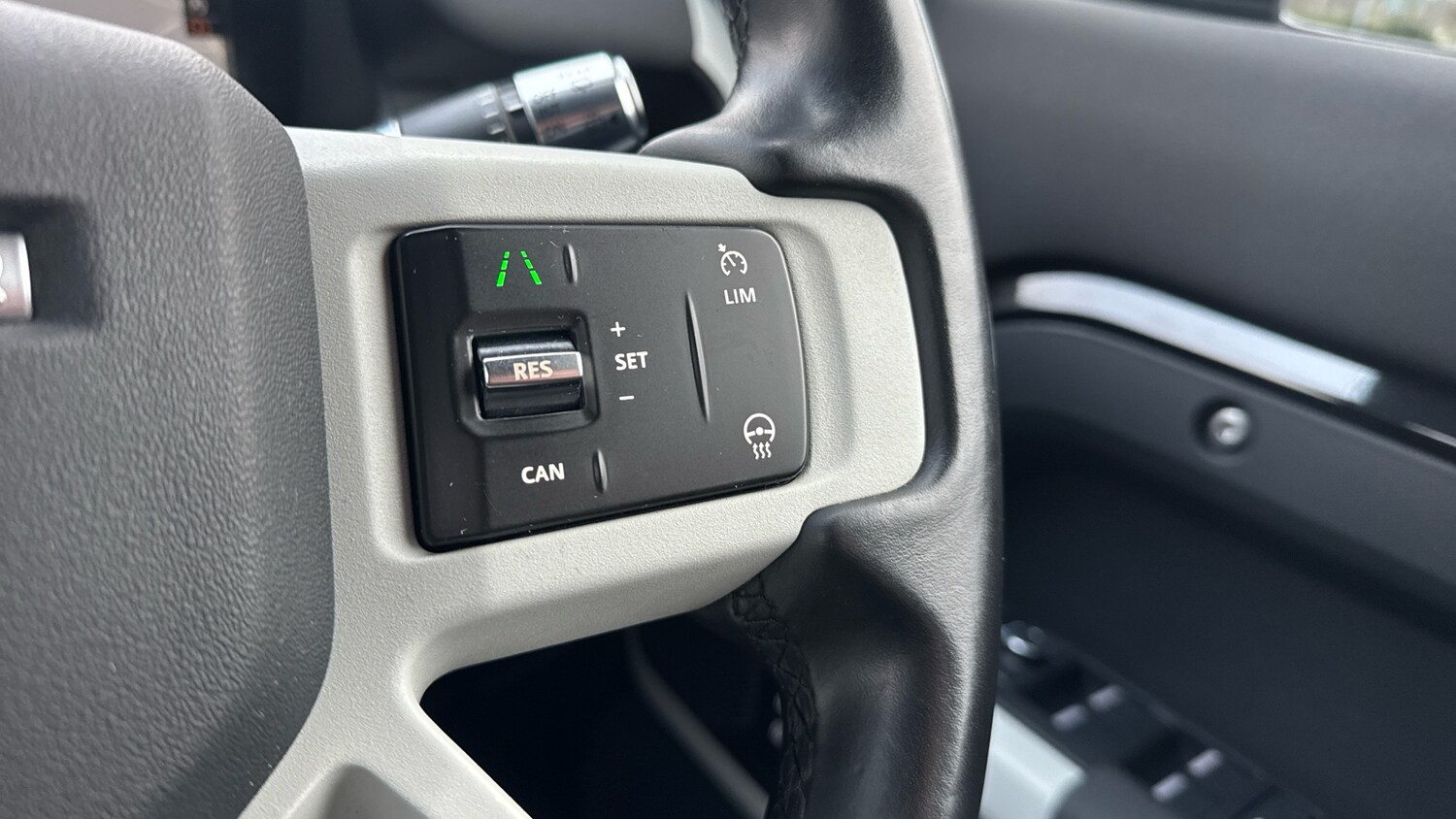 Used Land Rover Defender 2021 for sale - 77581043: Photo 57