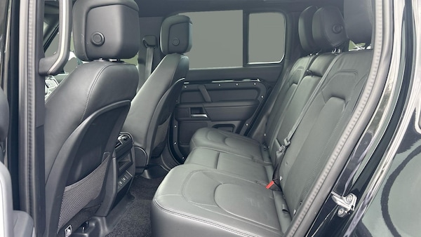 Used Land Rover Defender 2025 for sale - 75314602: Photo 4
