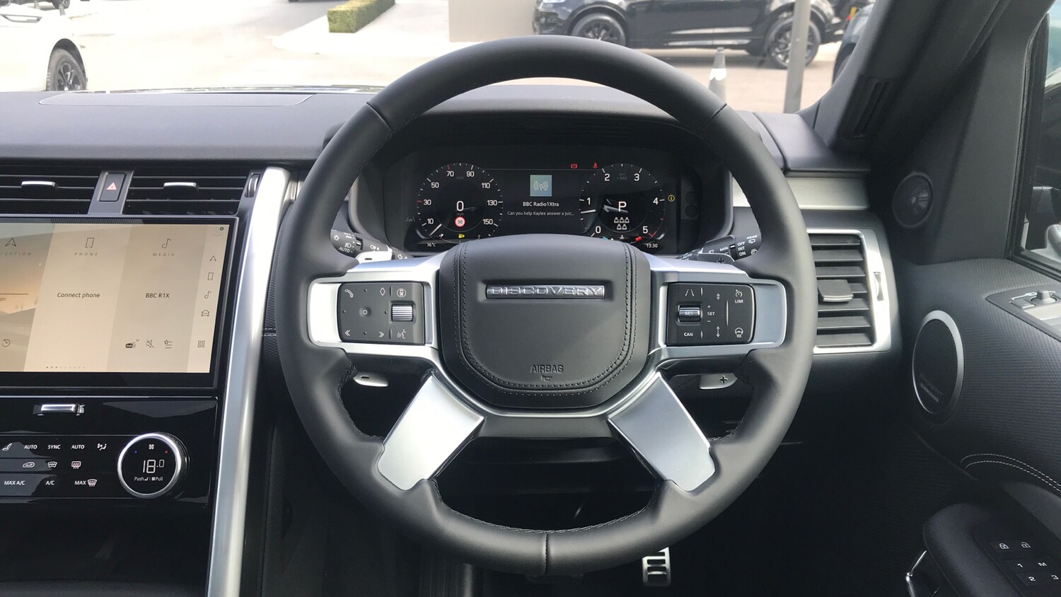 Used Land Rover Discovery 2025 for sale - 75894395: Photo 15