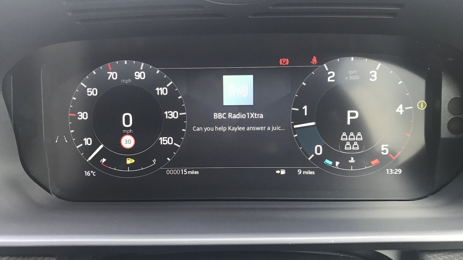 Used Land Rover Discovery 2025 for sale - 75894395: Photo 16