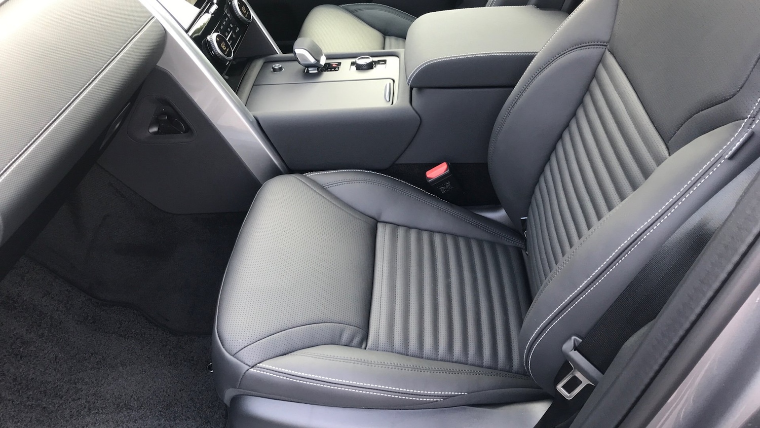 Used Land Rover Discovery 2025 for sale - 75894395: Photo 27