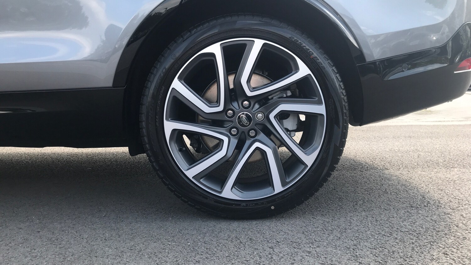 Used Land Rover Discovery 2025 for sale - 75894395: Photo 34