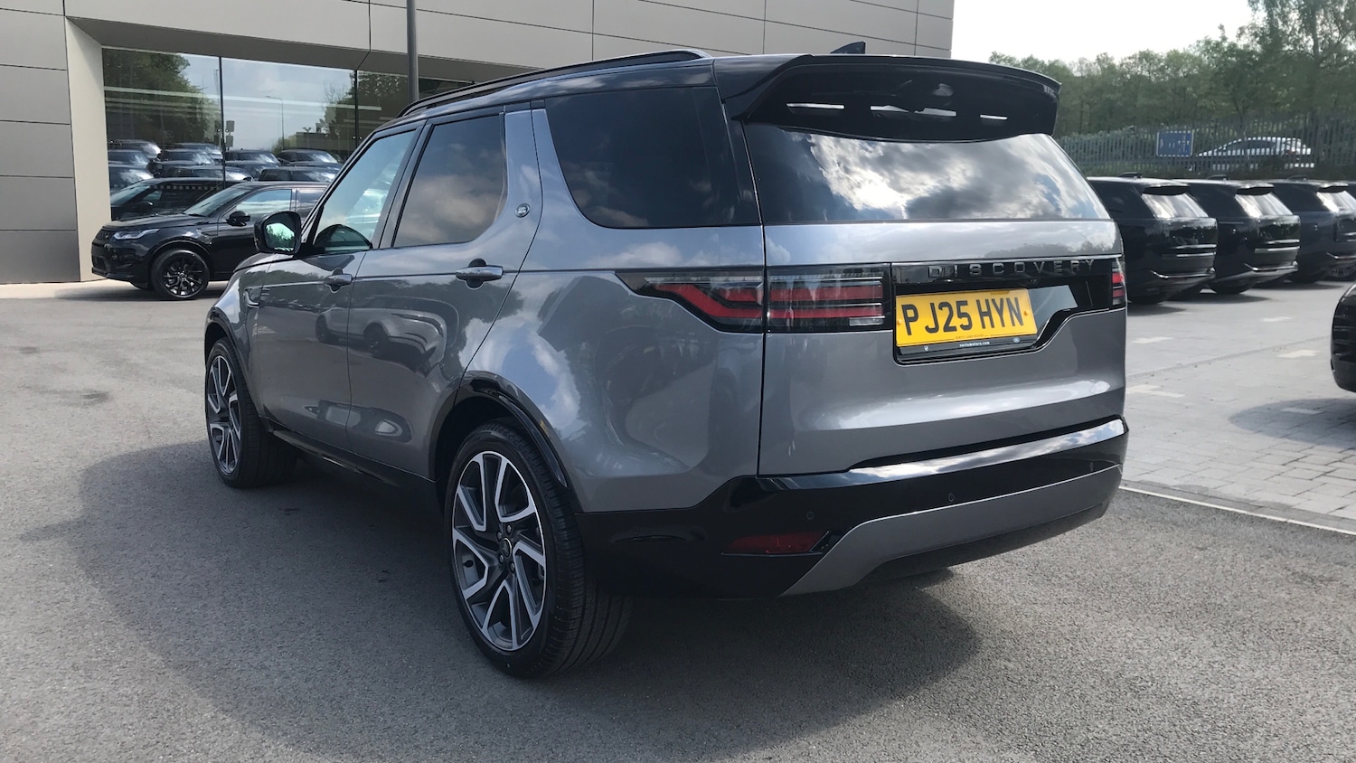 Used Land Rover Discovery 2025 for sale - 75894395: Photo 37