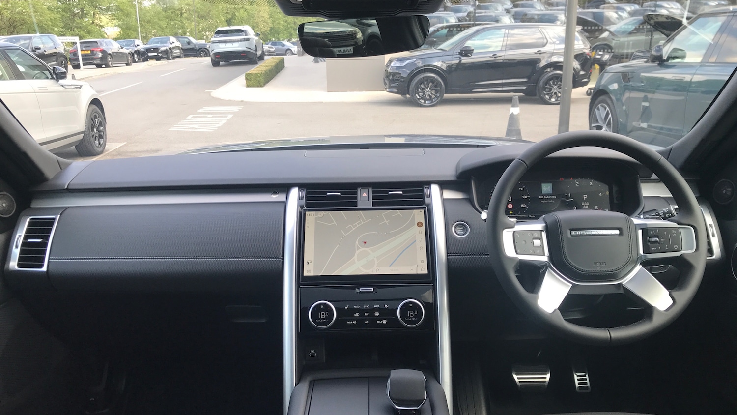 Used Land Rover Discovery 2025 for sale - 75894395: Photo 9