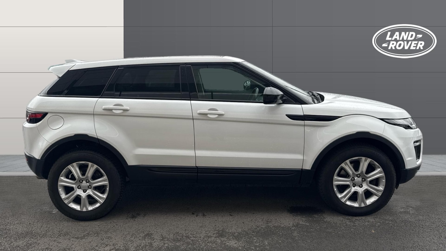 Used Land Rover Range Rover Evoque 2018 for sale - 77357149: Photo 5