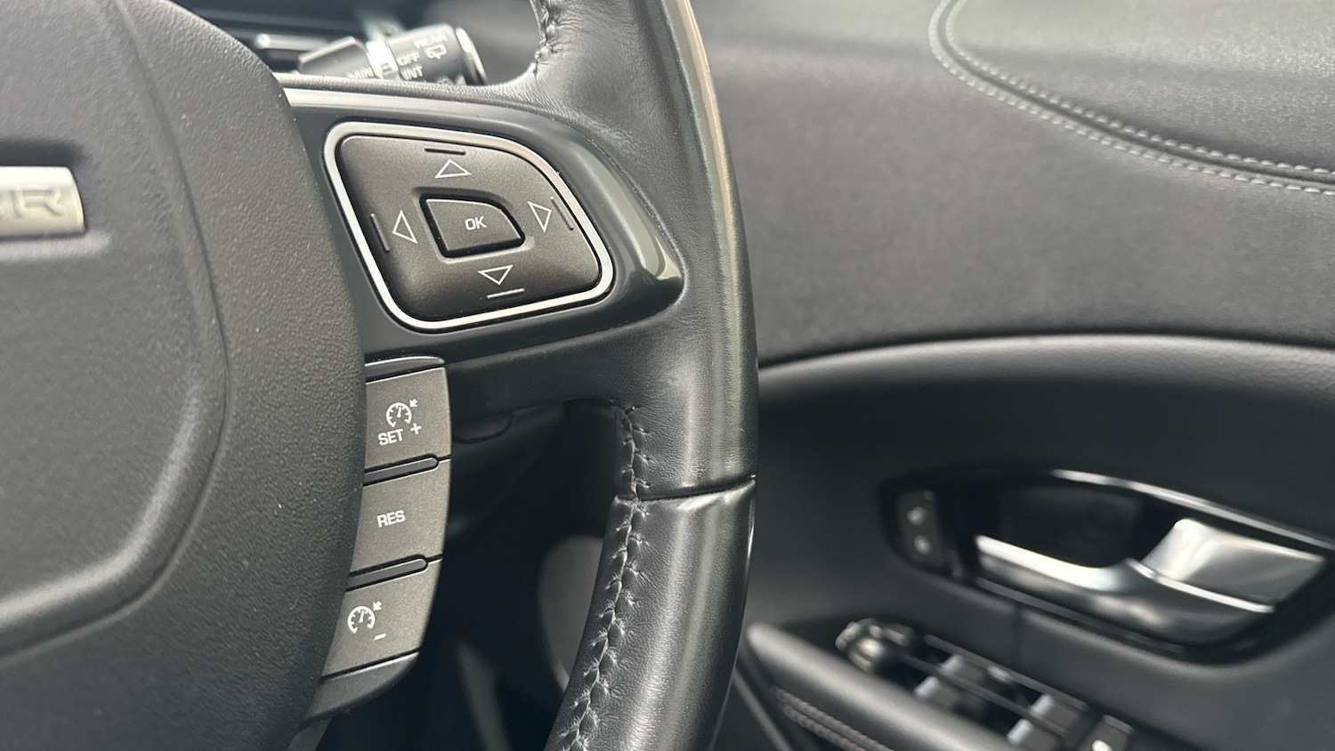 Used Land Rover Range Rover Evoque 2018 for sale - 77357149: Photo 53