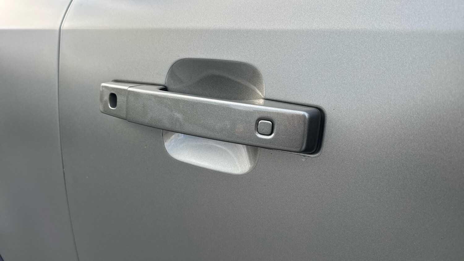 Used Land Rover Defender 2023 for sale - 77406853: Photo 23