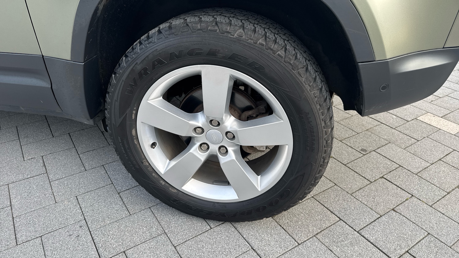 Used Land Rover Defender 2023 for sale - 77406853: Photo 33